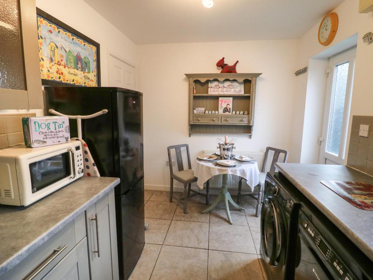 Little Daisy Cottage Хорнси Экстерьер фото